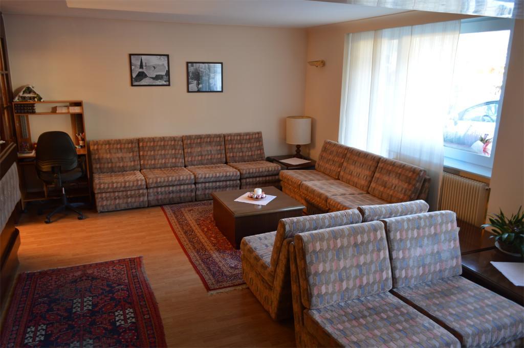 Garni Bucaneve Madonna Buitenkant foto