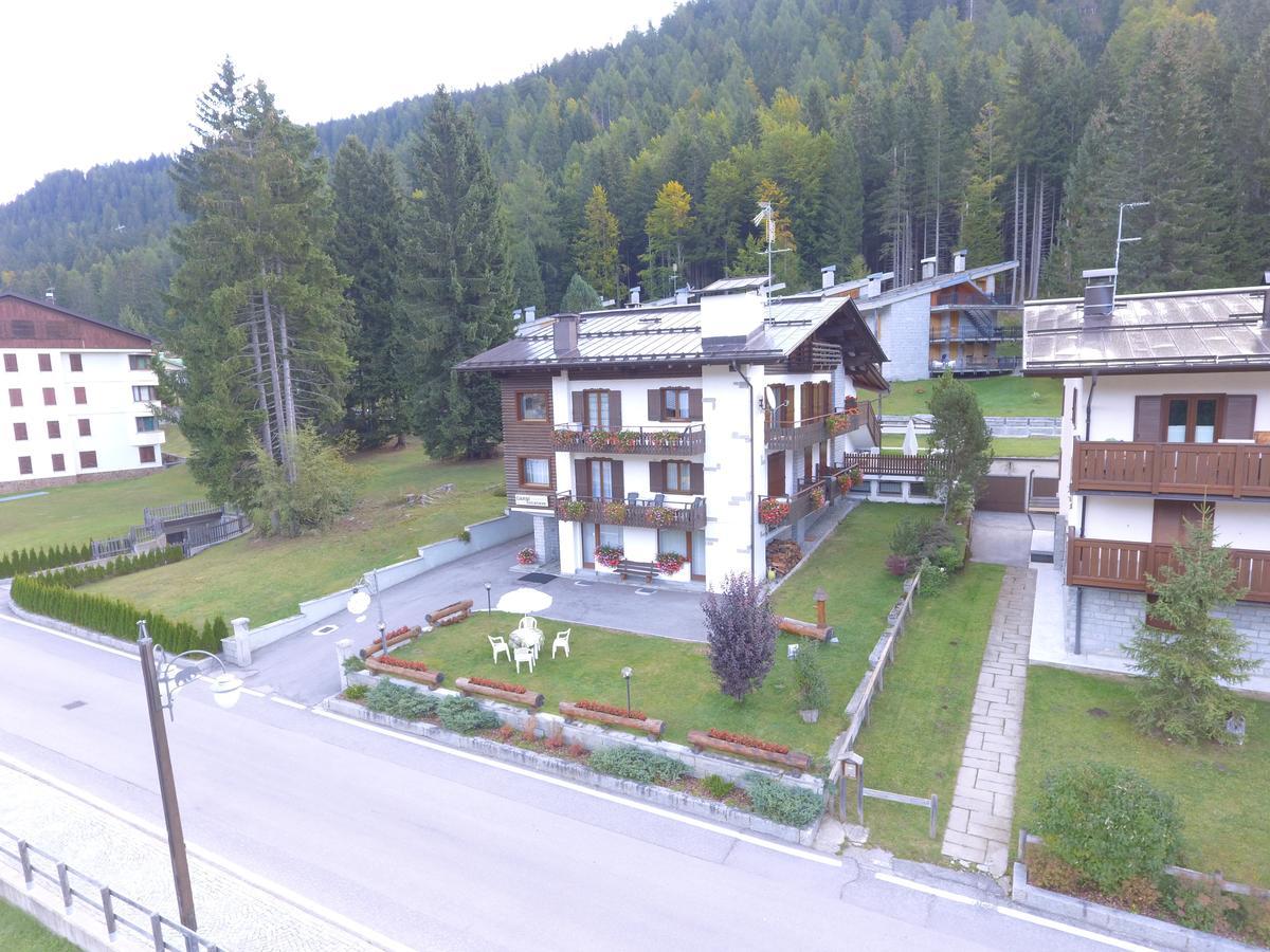 Garni Bucaneve Madonna Buitenkant foto